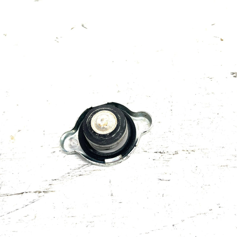12-14 Yamaha Grizzly 550 YFM550 4x4 OEM Radiator Cap 1HP-E2462-00-00 AY65
