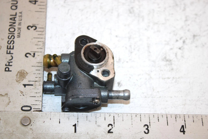 1993 Yamaha Waverunner 650 Oem Oil Pump 6R8-13200-00-00 JY23