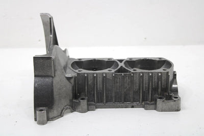 1989 Yamaha Ovation Deluxe Oem Upper Crank Case Half  8J9-15100-01-00 SY69