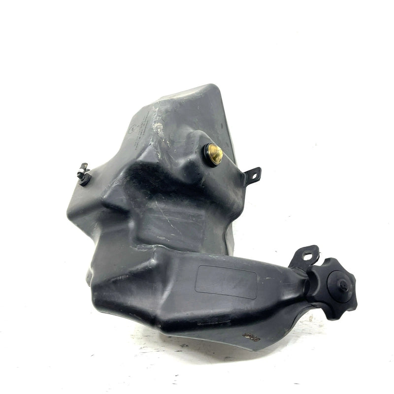 2004 John Deere Trail Buck 650 EXT OEM Fuel Gas Tank 709000025 AJ1