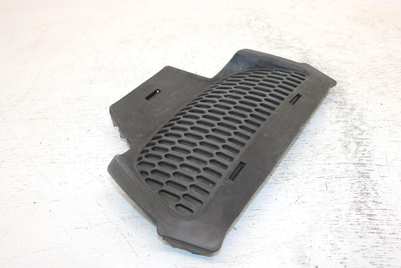 2002 Ski-doo Mxz 700 Oem Center Hood Vent Grille 517302026 SS20
