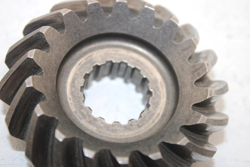 83 Yamaha  Tri Moto 225 Ytm225dx Oem Middle Drive Gear 24W-Y1754-00-00 AY41