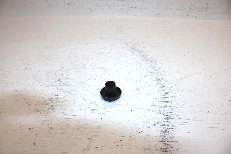 1996 Ski-doo Formula Iii 600 Oem Trailing Arm Cap 572079100 SS22