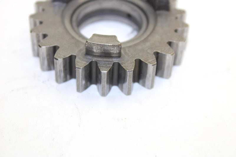 Suzuki OEM Tranny Transmission 4th Drive 21T Gear 24241-18A01 Q1883
