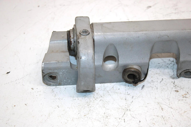 06 Arctic Cat Crossfire 600 Efi Sno Pro Oem Right Steering Knuckle 1703-630 SA18