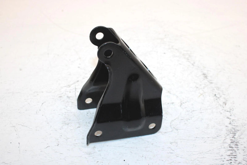 1985 Honda Atc 110 Oem Front Engine Mount Hanger 50121-943-680 AH68