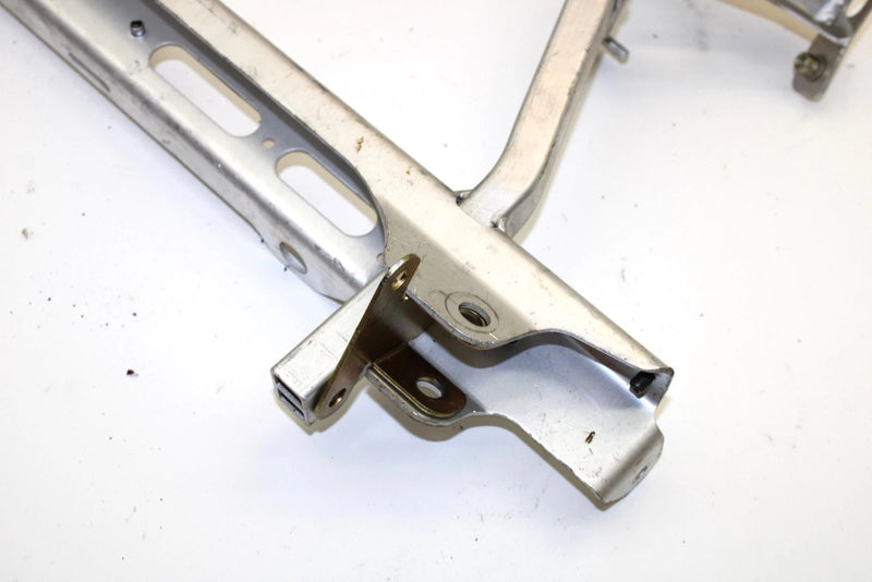 2005 Ski-doo Summit 800 Oem Upper Cross Member 518324739 SS114