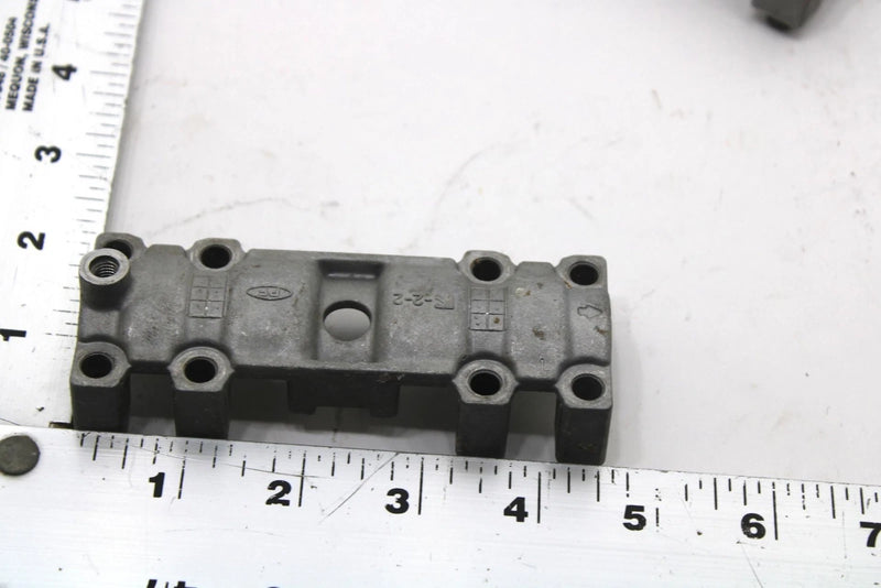 2007 Yamaha Attak Gt Oem Cylinder Cam Cover Set 8FP-11101-09-00 SY135