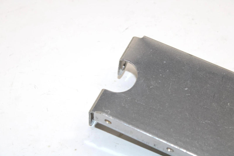 1985 Yamaha Vmax Oem Right Side Steering Gate Bracket 8M6-23884-00-00 SY125