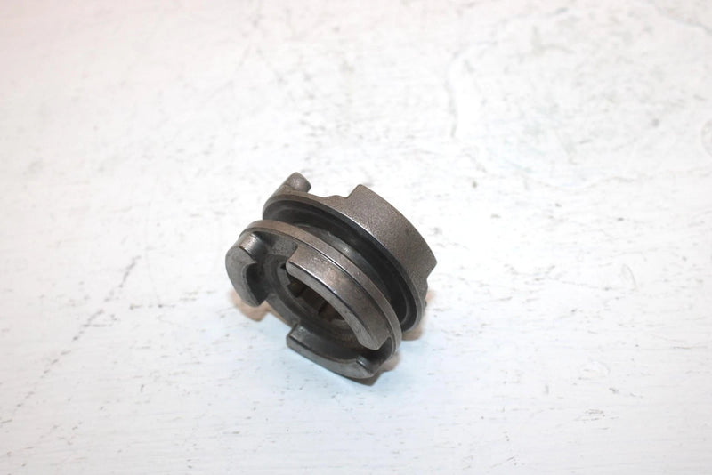 2007 Yamaha  Grizzly 350 2wd Oem Clutch Dog 5UH-17285-00-00 AY28