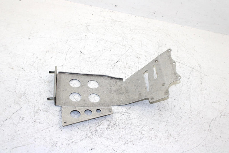 2013 Polaris 600 Rush Pro Oem Upper Left Footrest Bracket 1018137 SP30
