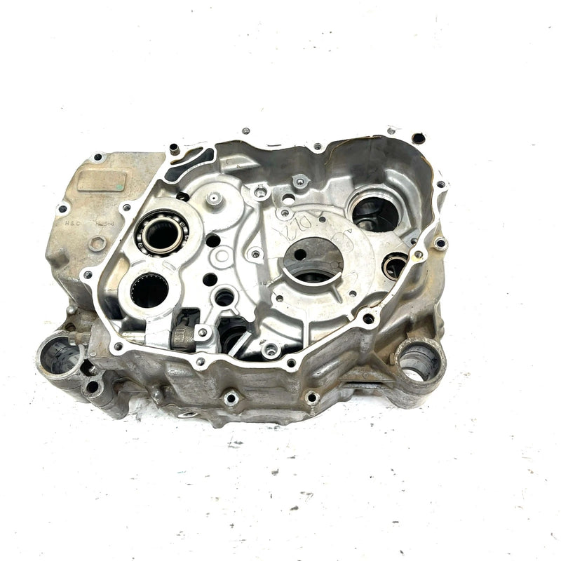 01-06 Honda Rancher 350 TRX350FM 4x4 OEM Crankcase 11100-HN5-M00 AH75