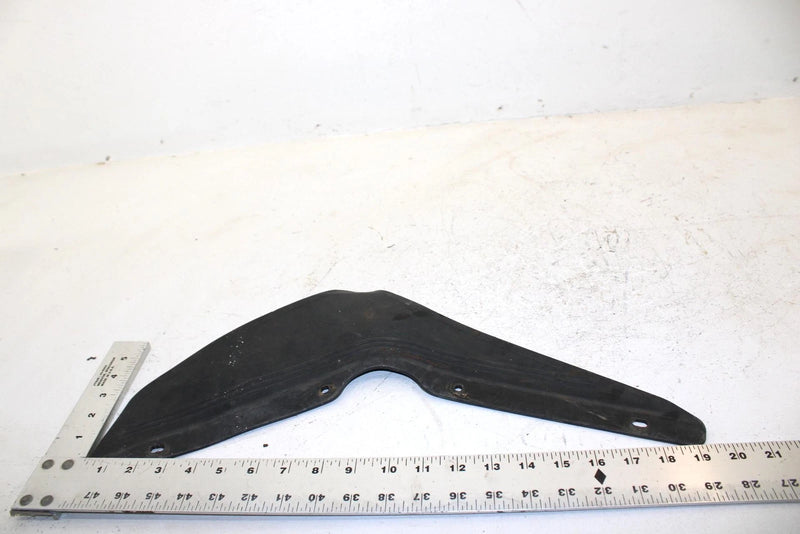 1984 Yamaha  Ytm 200 L Oem Rear Right Splash Guard 21V-21621-00-00 AY48