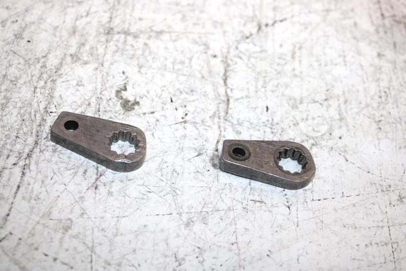 2002 Polaris Sportsman 500 Oem Bell Crank Pair 3233153 Q3343