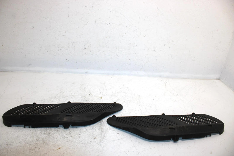 02 Ski-doo Grand Touring 500 Oem Intermediate Grill Set 517302031 SS24