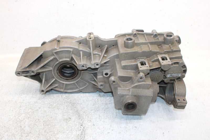 2001 Polaris Sportsman 400 Oem Transmission Case W/Cover  3233776 AP178