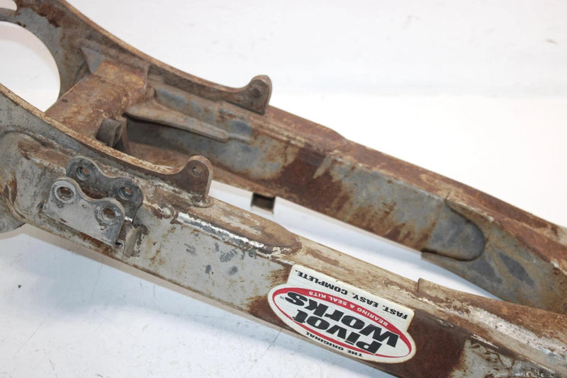 1988 Yamaha  Warrior 350 Yfm350xu Oem Swingarm 1UY-22110-00-35 AY15