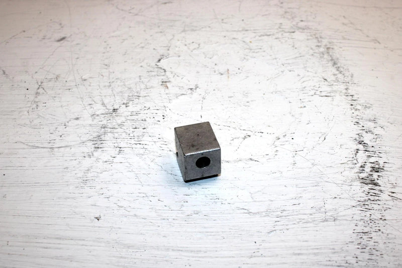 2001 Polaris 800 Le Oem Shock Pivot Block 5132583 SP22