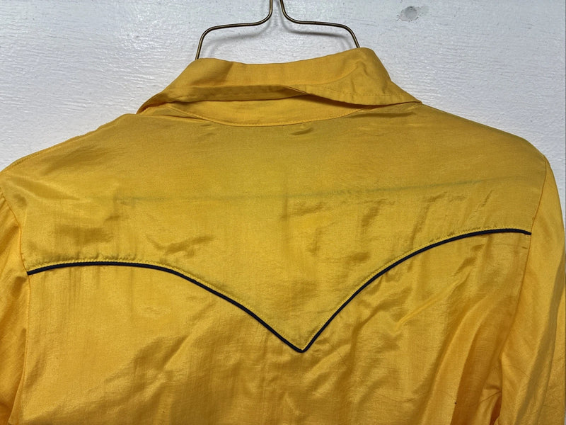 New Women’s Pioneer Wear Yellow Blue Long Sleeve Button Up Medium YY-77