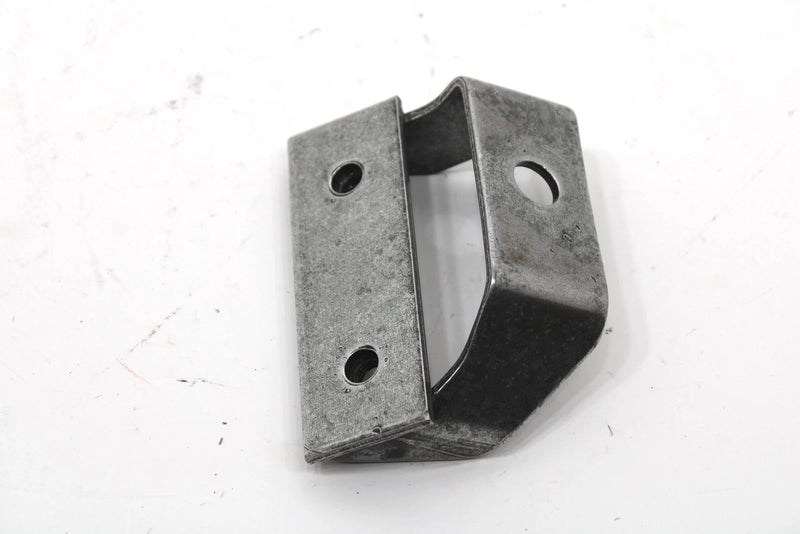 1989 Yamaha Ovation Deluxe Oem Rear Lower Engine Bracket 85L-21427-00-00 SY69