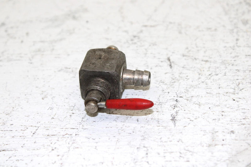 2003 Polaris 800 Xc Sp Edge Oem Fuel Valve 7052268 SP35