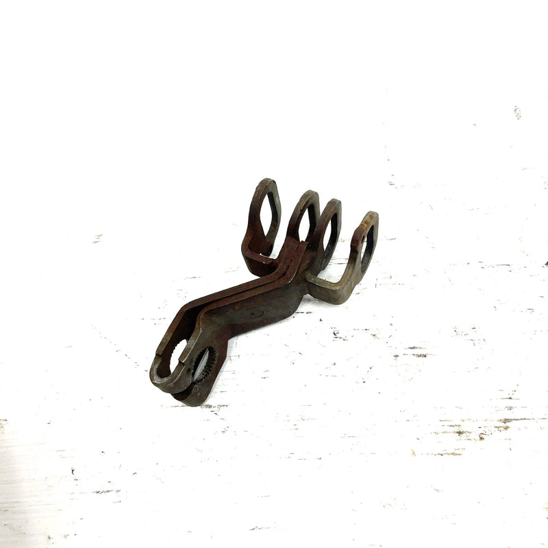 1994 Yamaha Kodiak 400 4x4 OEM Rear Brake Cam Arm 4GB-25355-01-00 AY61