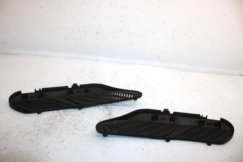 02 Ski-doo Grand Touring 500 Oem Intermediate Grill Set 517302031 SS24
