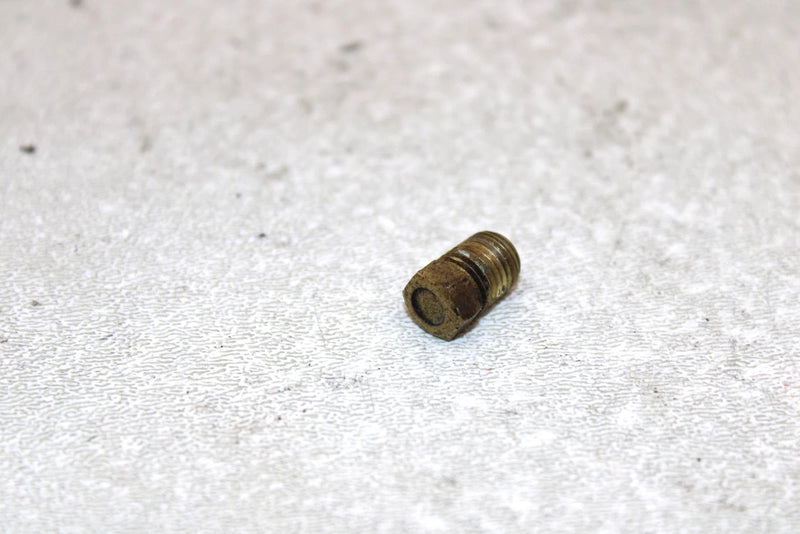 03 Polaris Rmk 600 Oem Crankcase Plug 7051529 SP178