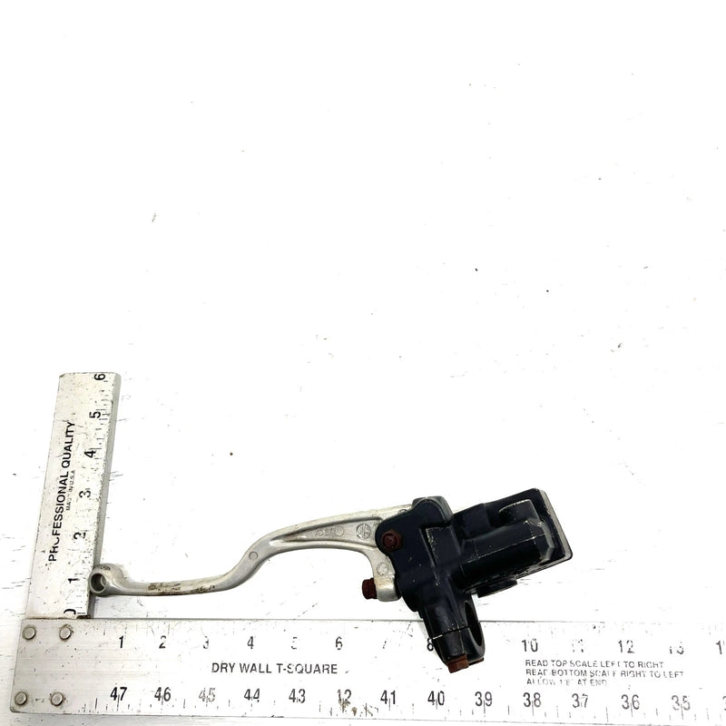93-98 Yamaha Kodiak 400 4x4 OEM Front Brake Master Cylinder 2GU-25870-10-00 AY71