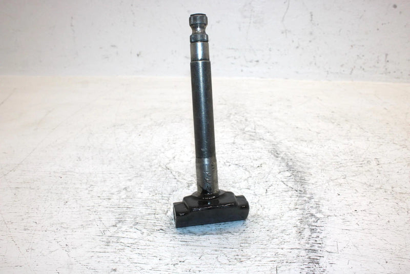 1996 Polaris Classic Touring Oem Steering Spindle W/Out Zerk 6230073-067 SP38