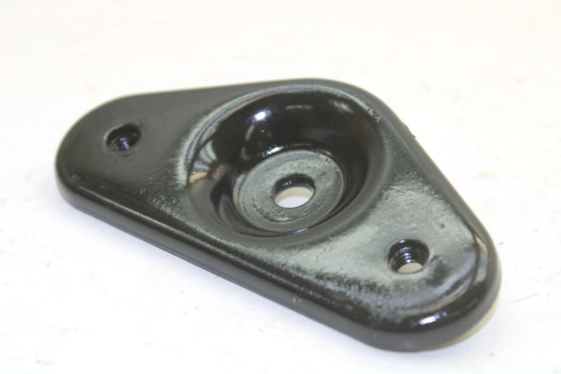 Yamaha OEM Rear Suspension Arm Mounting Bracket 8Y3-47425-00-00 SY47