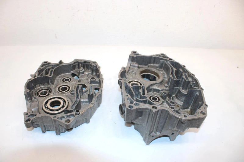 86 Yamaha  Moto 4 Yfm200dxs Oem Crankcase 1NU-15100-00-00 AY2