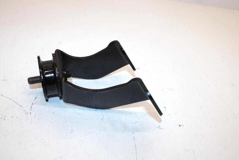 92 Yamaha Vmax 4 750 Vx750 Oem Front Upper 1 Bracket 89A-21412-00-00 SY22