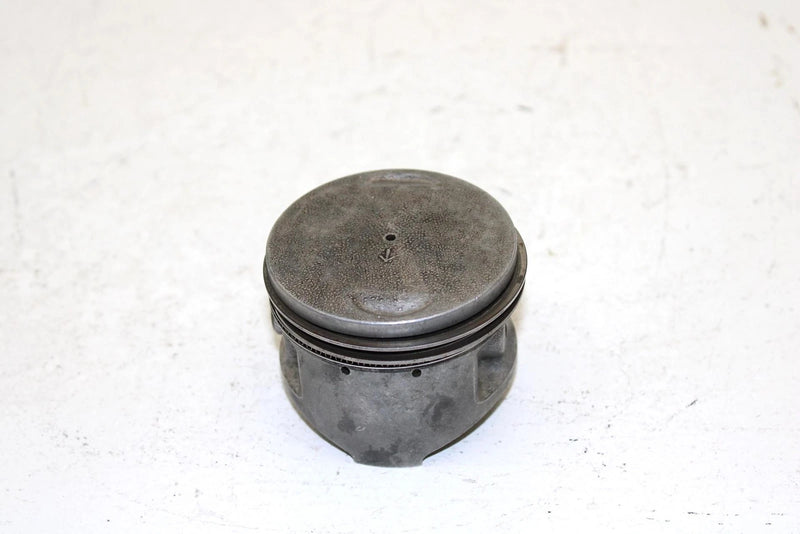 1984 Yamaha  Ytm 200 L Oem 67mm  Piston 21V-11631-00-Y0 AY48