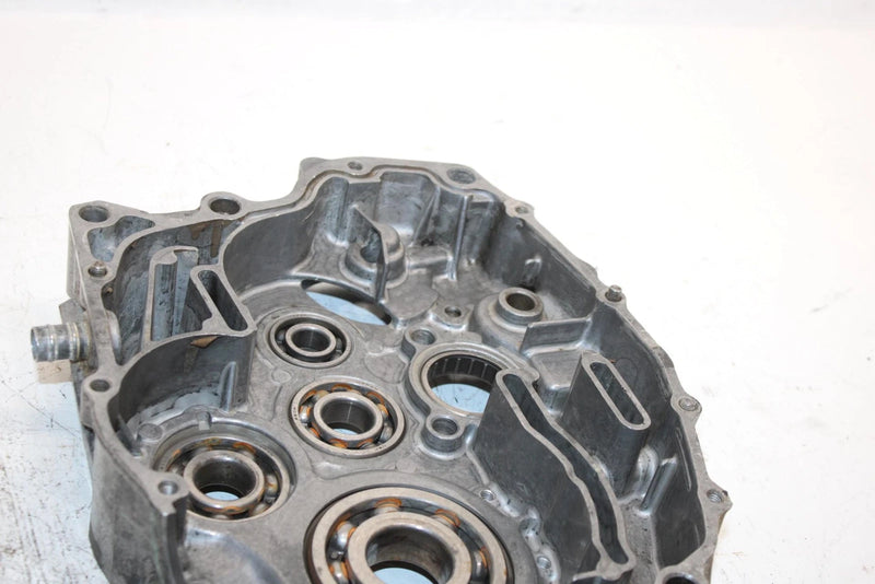 84 Yamaha  Tri Moto 3 Wheeler Oem Crankcase 29U-15100-00-00 AY21
