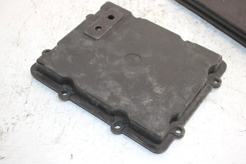 1997 Arctic Cat Monte Carlo 770 Oem Electrical Cover Set 3008-283 3008-284 JA9