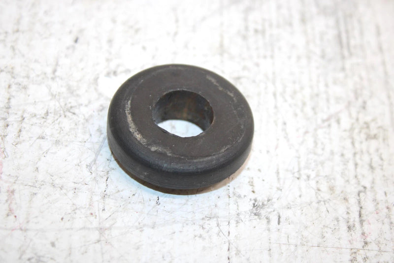 07 Polaris Sportsman 800 Efi Oem Lower Radiator Bushing Set 5410584 AP59