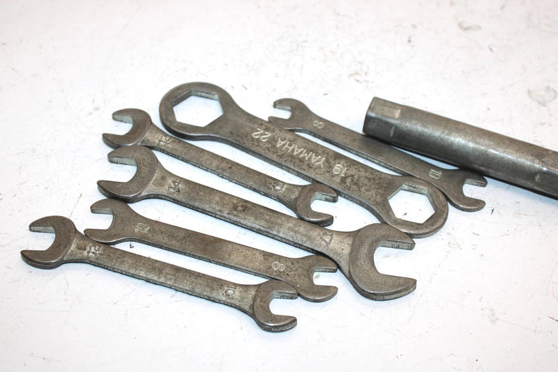 00 Yamaha Sx500r Oem Tool Kit 8DF-8100-00-00 SY0