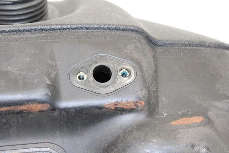 1999 Yamaha Vmax 600 Sx Oem Fuel Gas Tank 8CW-24111-10-00 SY5