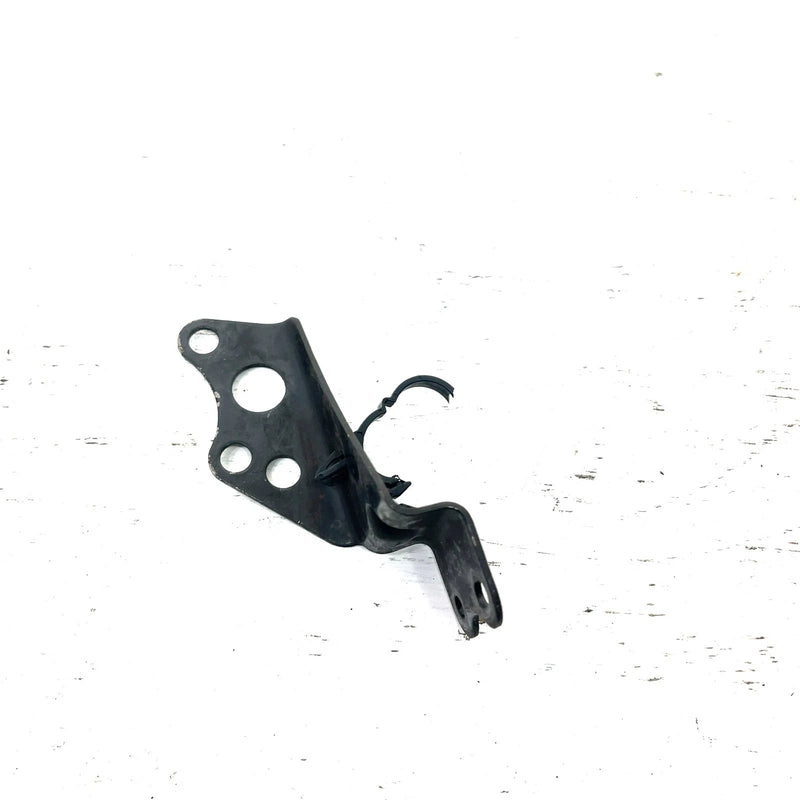 98 Honda Foreman 400 TRX400FW 4x4 OEM Right Cooling Fan Mount 19018-HM7-000 AH92