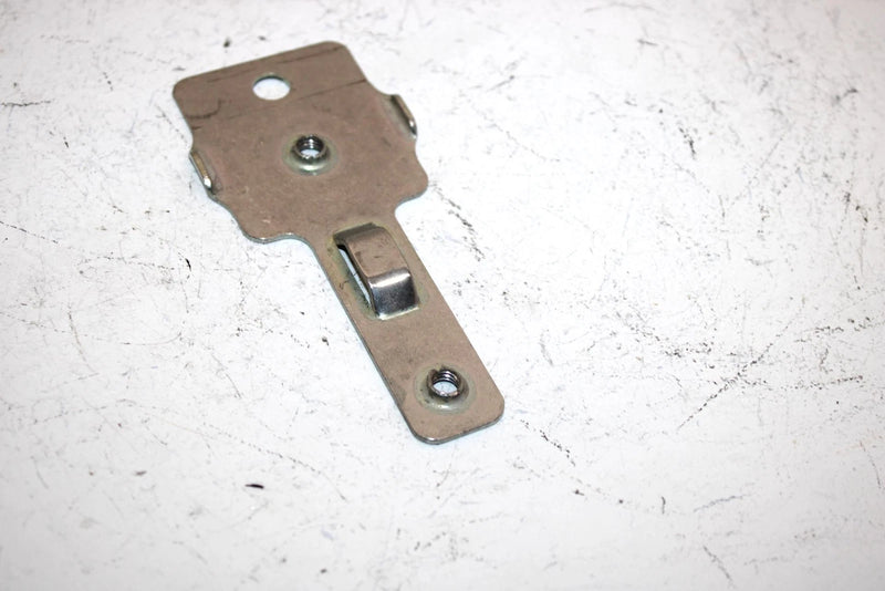 14 Can-am Outlander Max 400 Efi Oem Rectifier Support Bracket 710001262 AB6