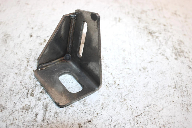2001 Polaris Virage Oem Rear Muffler Bracket 1060142 JP28