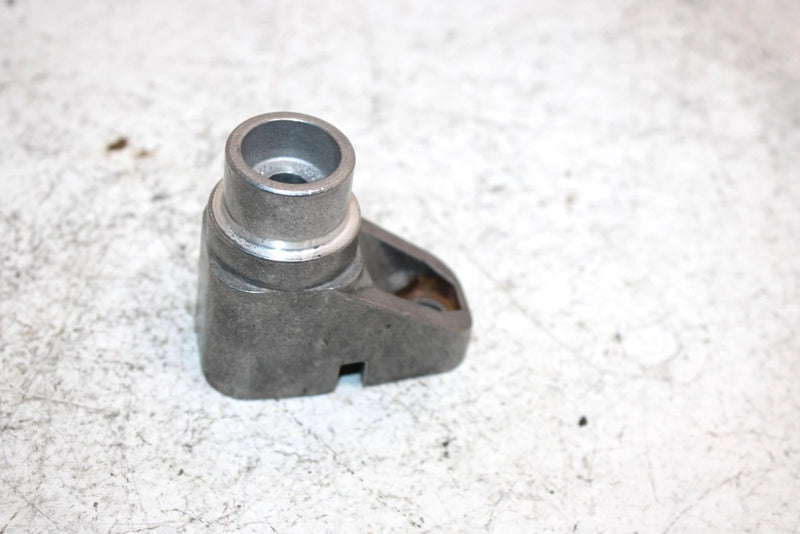 02 Ski-doo Grand Touring 500 Oem Idler Wheel Mount 503189679 Q2964
