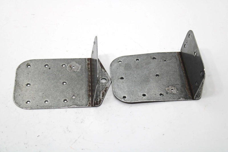 1989 Yamaha Ovation Deluxe Oem Rear Skid Bracket Set 85N-21910-00-00 SY69