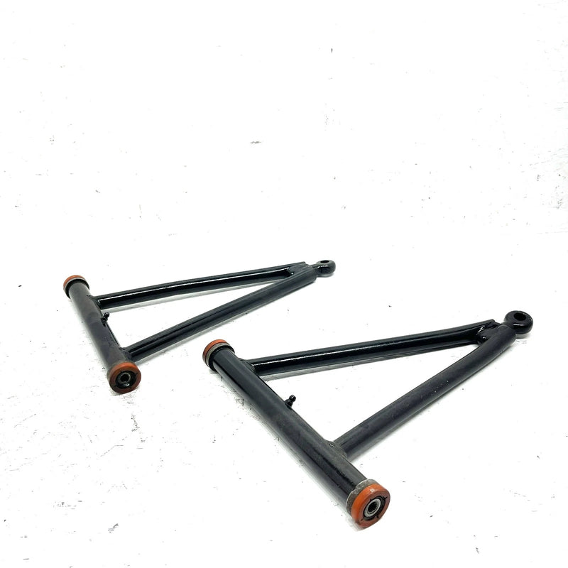 1990 Polaris Trail Boss 350L 2x4 OEM Front Lower A Arm Set 2200477 AP150