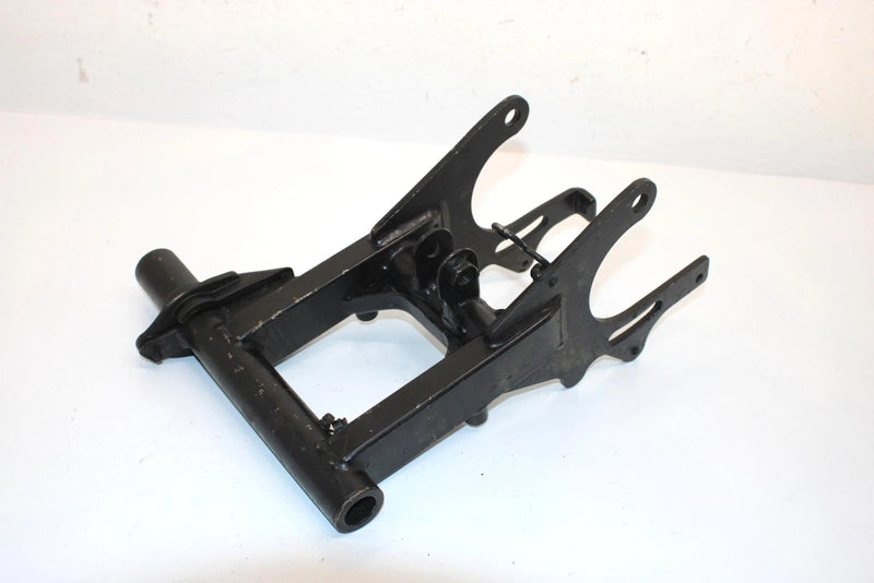 06 Arctic Cat Atv 90  Dvx Oem Rear Swing Arm 3303-432 AA17