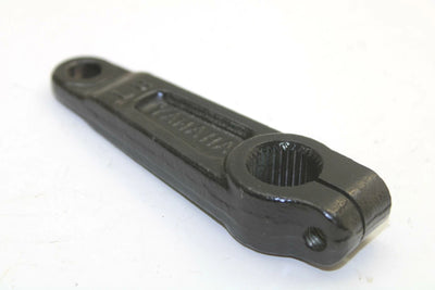 Yamaha OEM Left Spindle Steering Arm 8f3-23851-00-00 SY45