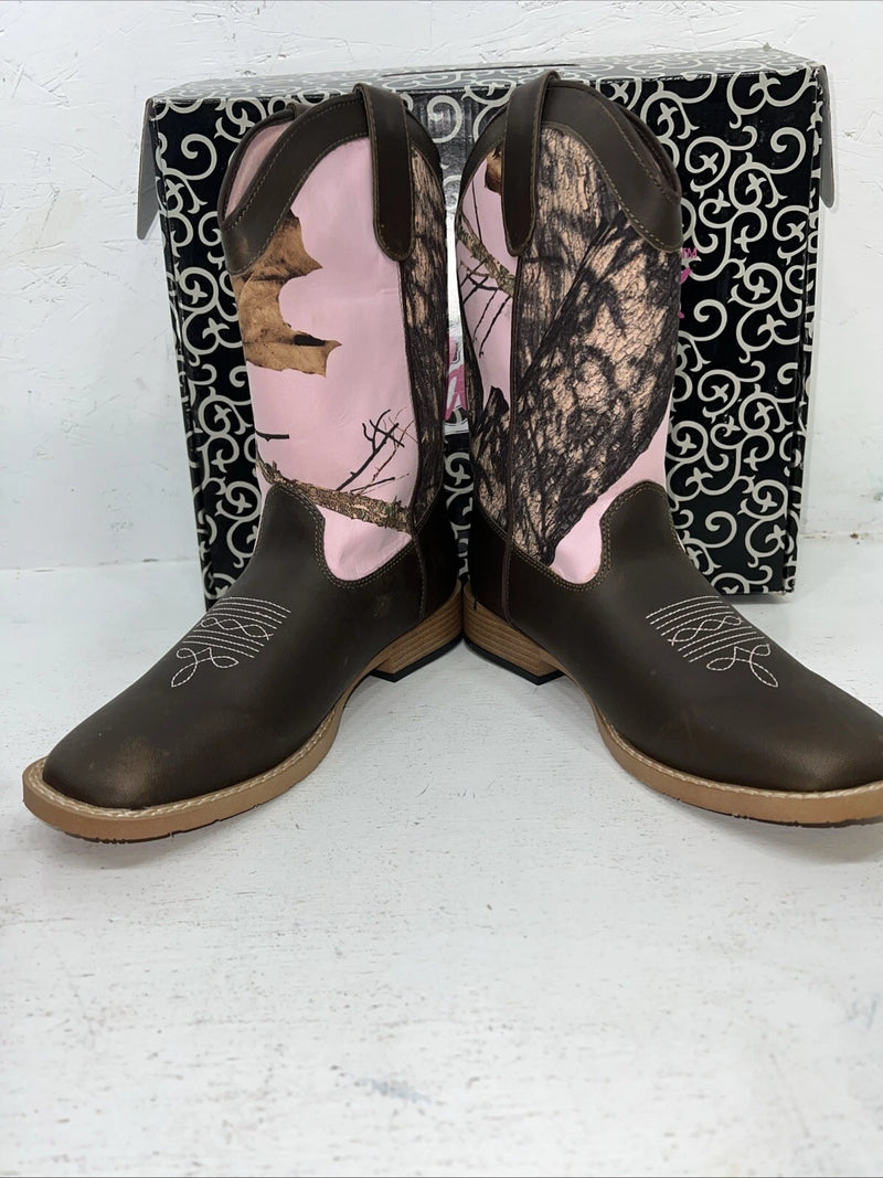 New Women’s Camo Blazin Roxx Cowboy Boots. 6 M. 19-28