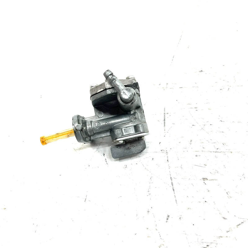2000 Suzuki King Quad 300 LTF300F 4x4 OEM Fuel Petcock 44300-19B23 AS34