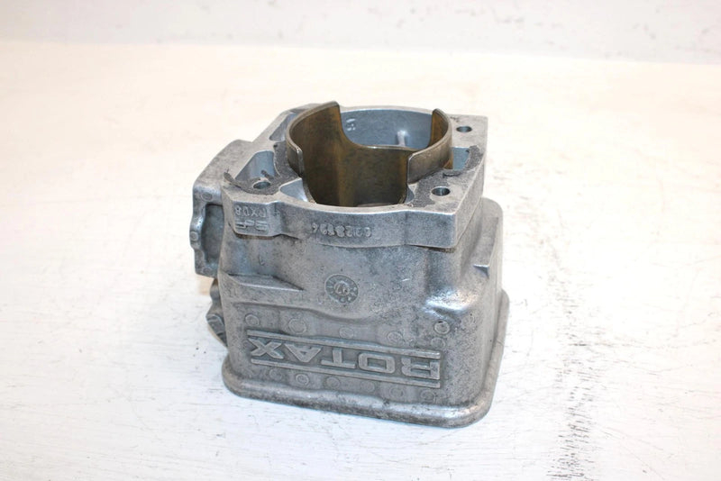 1998 Ski-doo Mxz 670 Oem 78.5mm Bore Cylinder 420923198 SS17